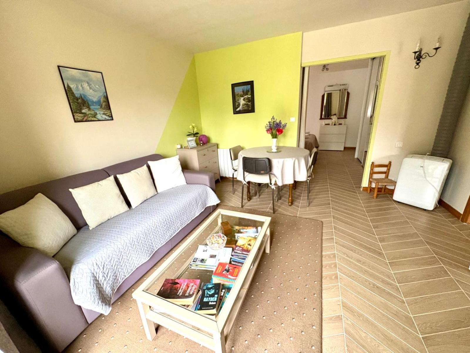 Eglise-Neuve-de-Vergt Chez Lucia A 15Min De Perigueux A 6Km Autoroute A89 아파트 외부 사진